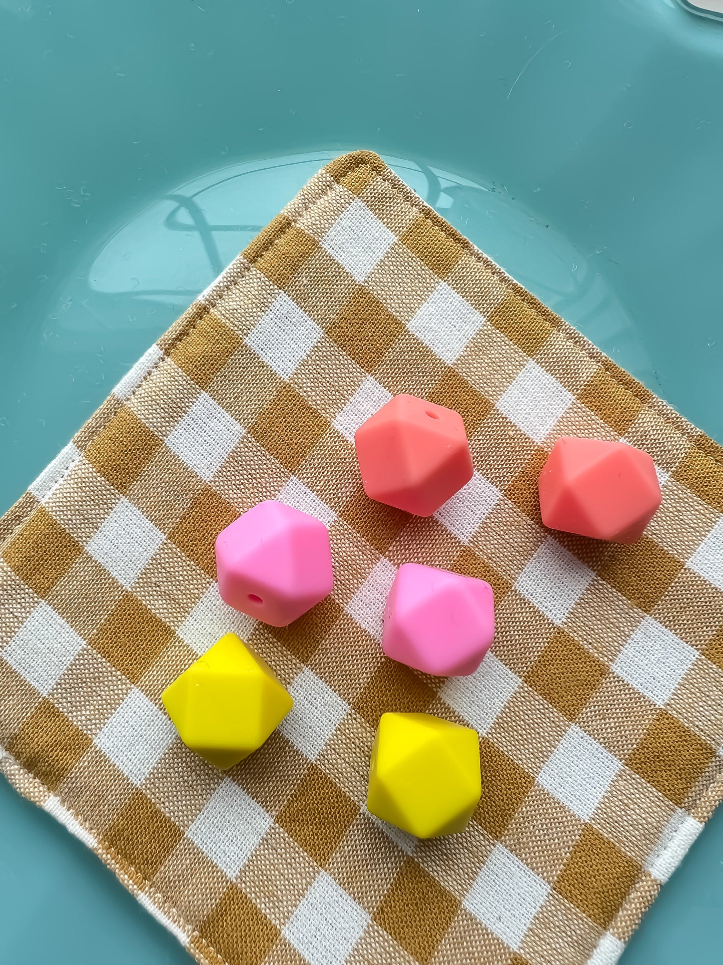 Hexy Needle Stoppers