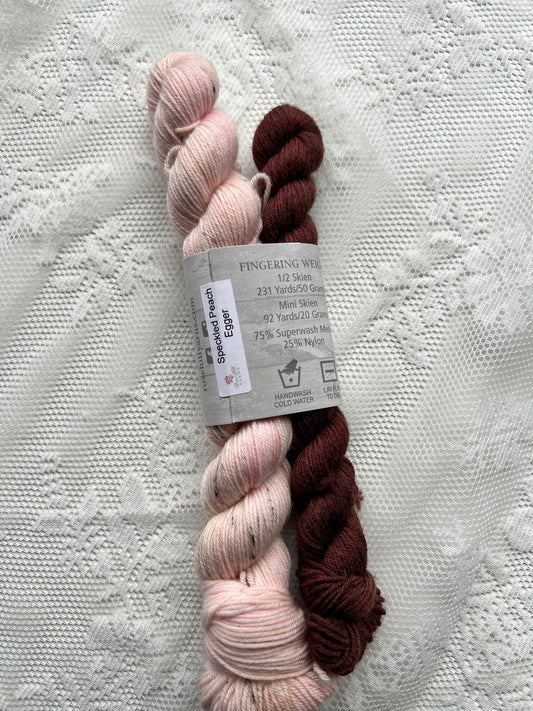 Rose Hills Yarns Sock Set Fingering Weight - Speckled Peach Egger